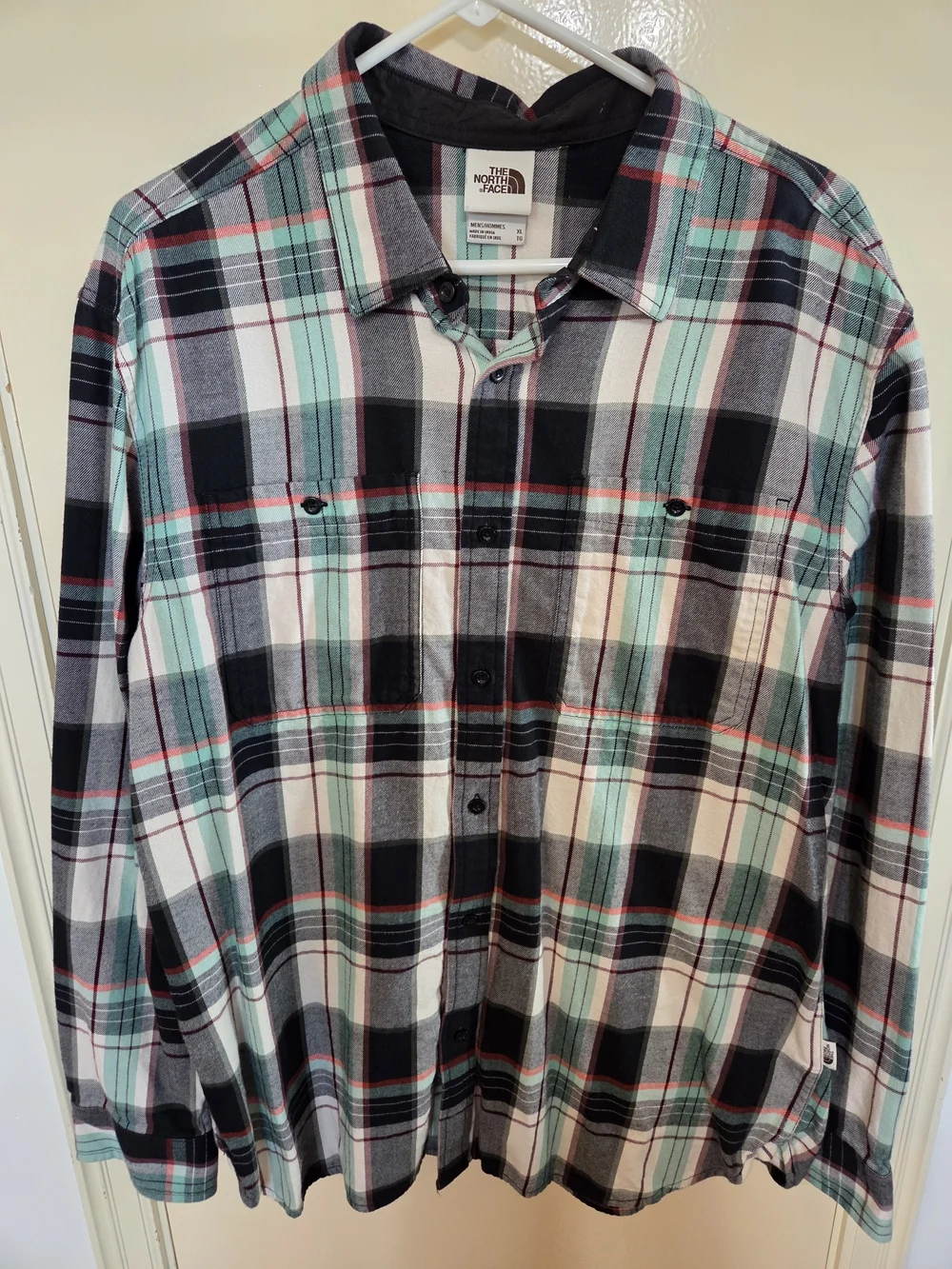The North Face Men’s Size XL Plaid Flannel Shirt - Black, Mint & White